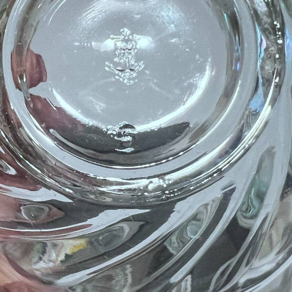 Vintage Anchor Hocking Victoria Swirl Design Punch Cups - Picture 7 of 8